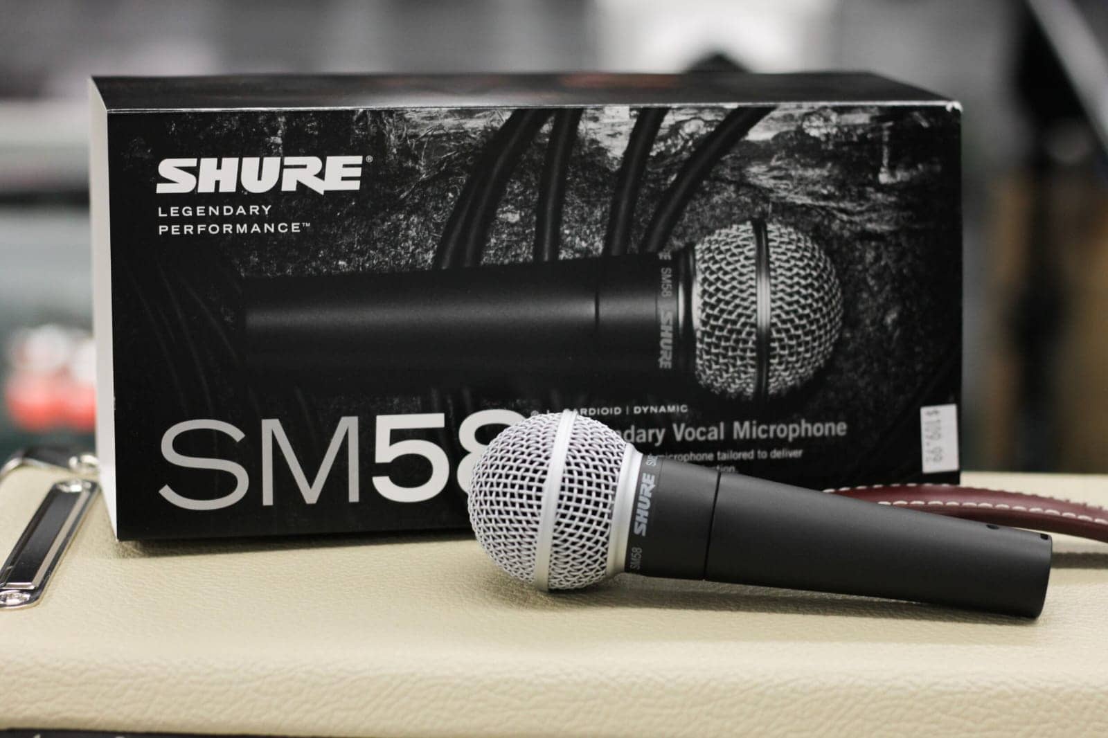 Shure SM 58 Microphone - Image 2