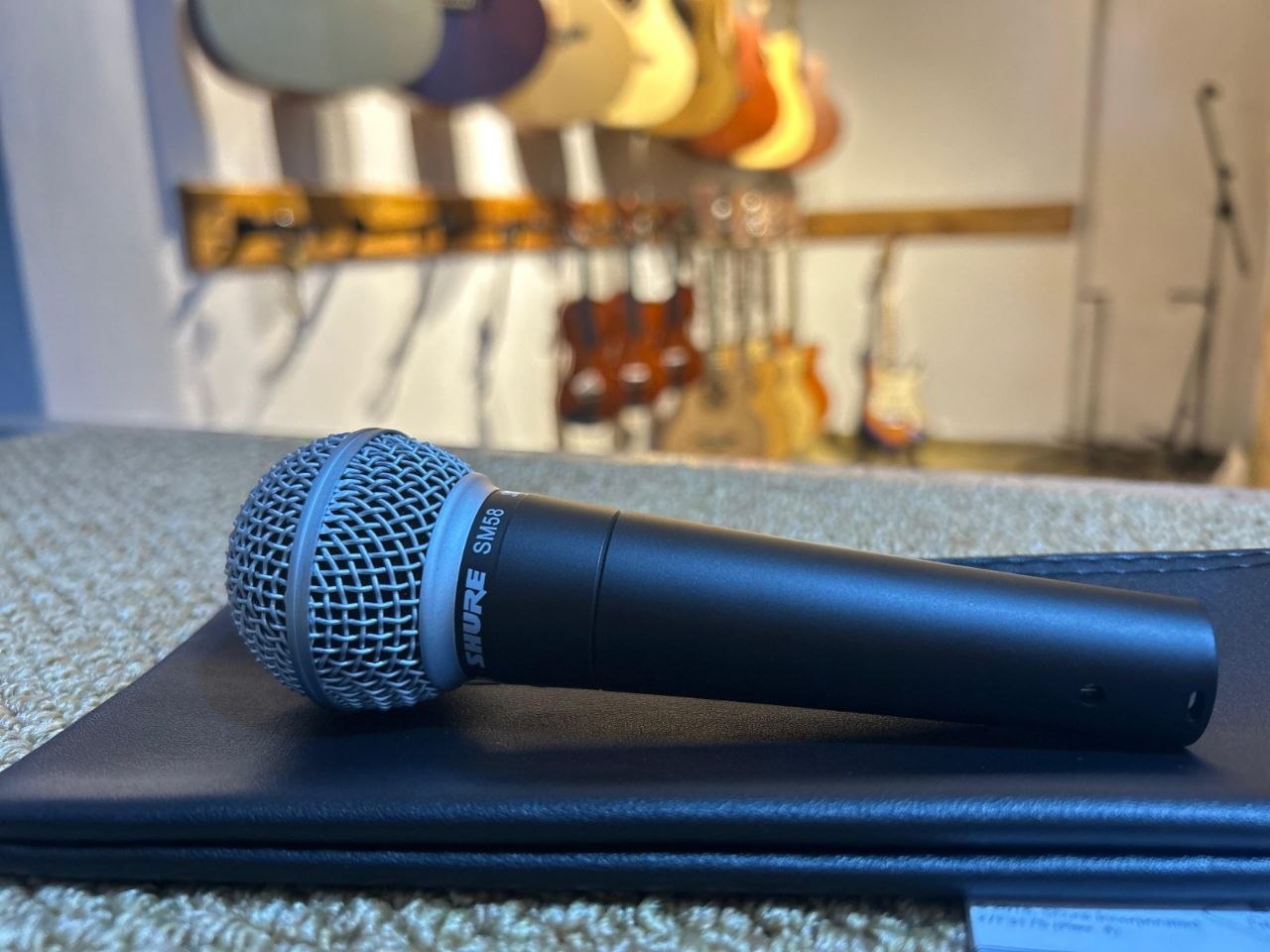 Shure SM 58 Microphone - Image 7